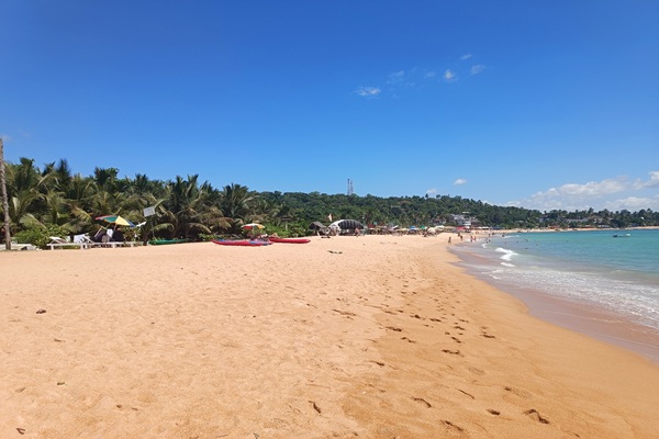 Unawatuna Beach
